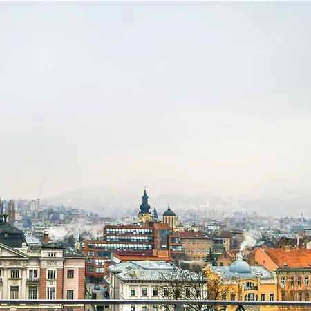 Modern 2bdr Apartment-best View- Free Parking Apartament