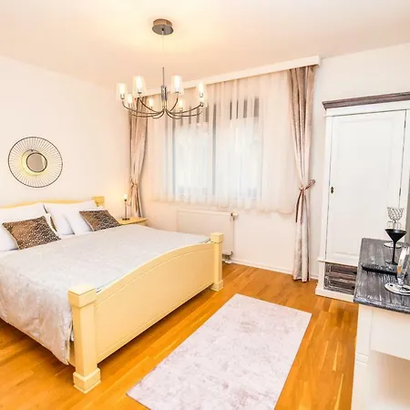 Apartament Modern 2bdr Apartment-best View- Free Parking