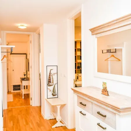 Modern 2bdr Apartment-best View- Free Parking *